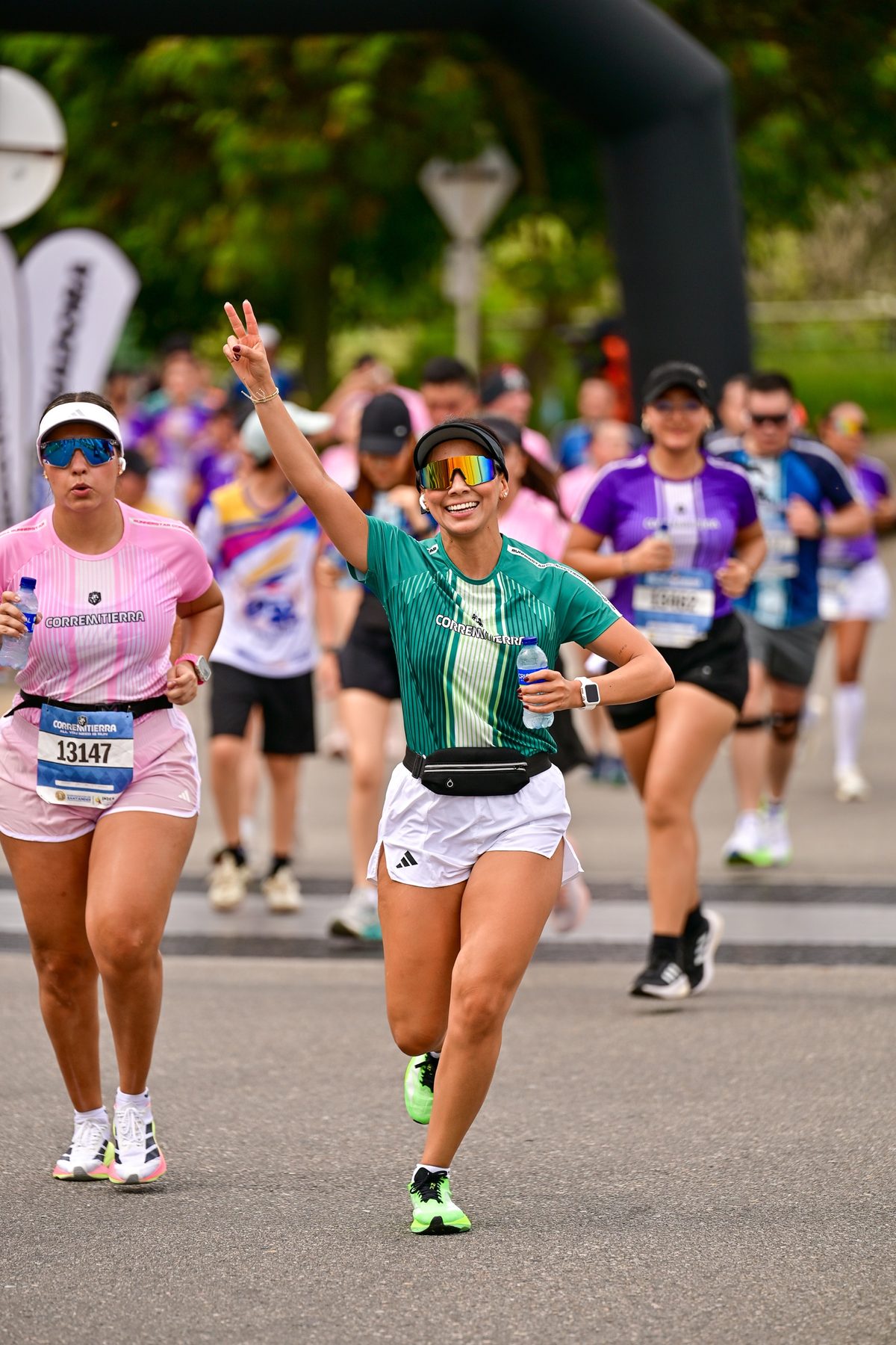 Fotografía de atletismo y running en la carrera Corremitierra — Victoria