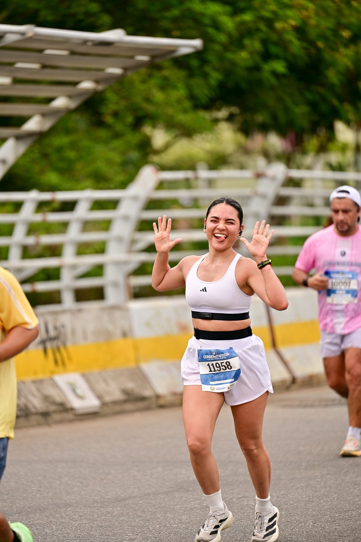 Fotografía de atletismo y running en la carrera Corremitierra — Travesura